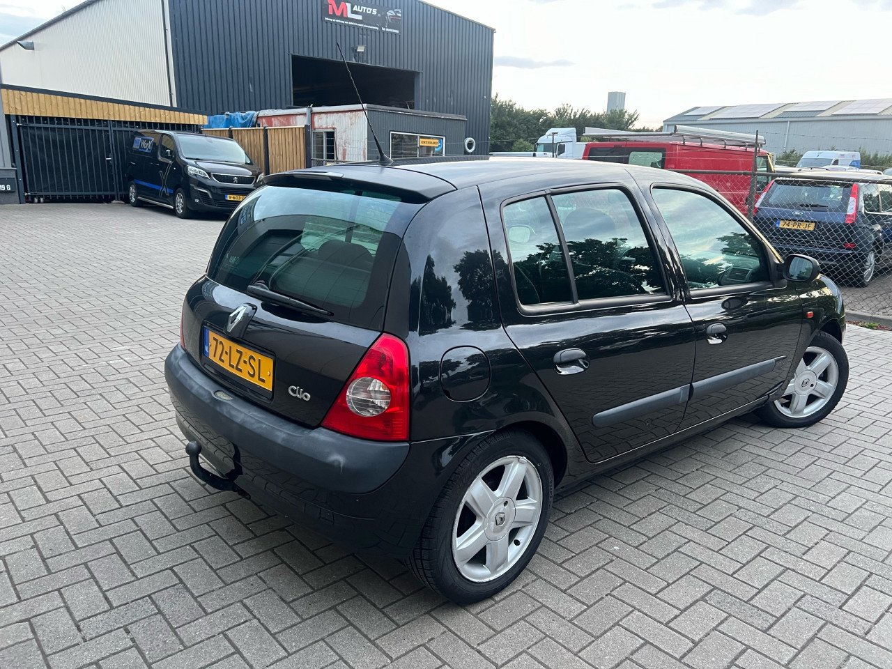 Renault Clio 1.6-16V Dynamique Jaar Apk