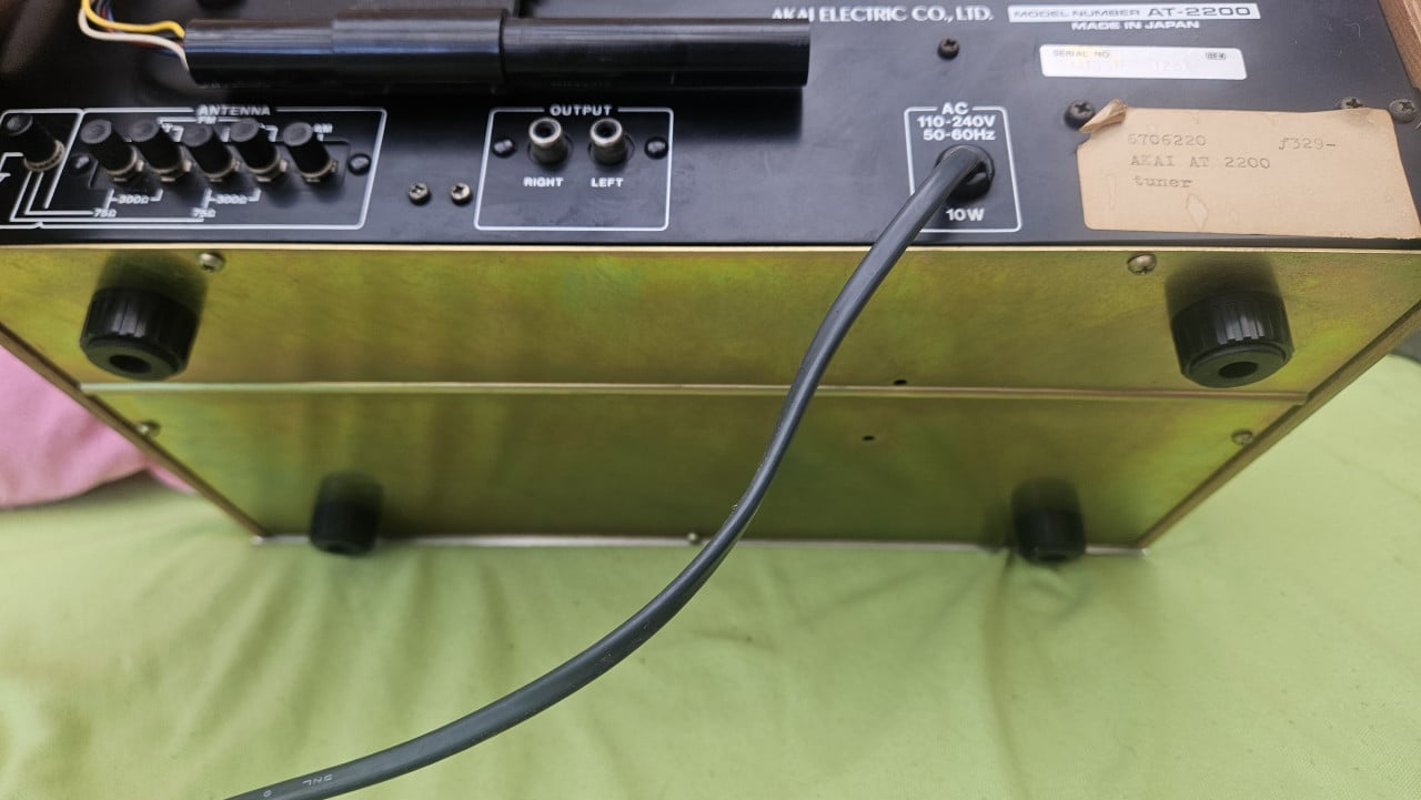 Akai AT-2200 Stereo Tuner - Vintage Topstuk