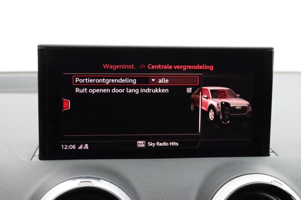 Audi Q2 35 tfsi | s edition | 150pk | s-tronic | ambiente | zwart optiek