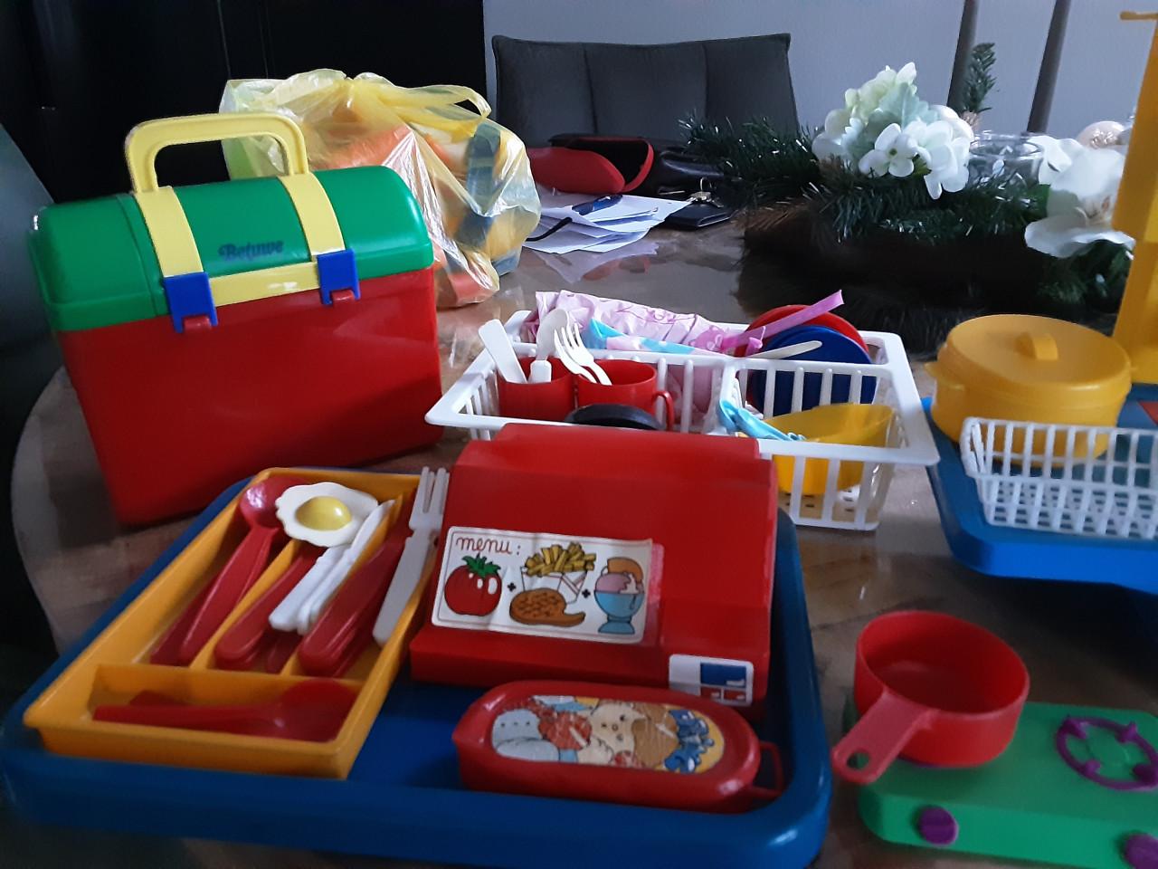 Leuk keukentje met allemaal spulletjes