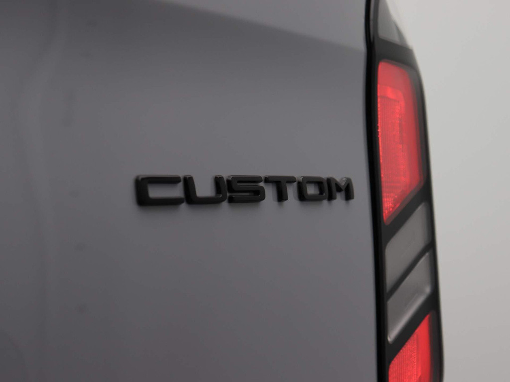 Ford Transit Custom 300 2.0 tdci l2h1 limited | navigatie | winterpakket | 