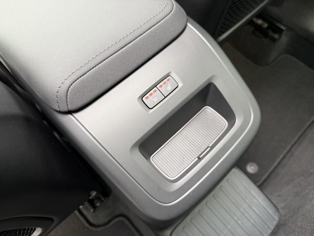 Volvo XC60 t6 398pk ultra black edition recharge| panodak| 360camera| adap.