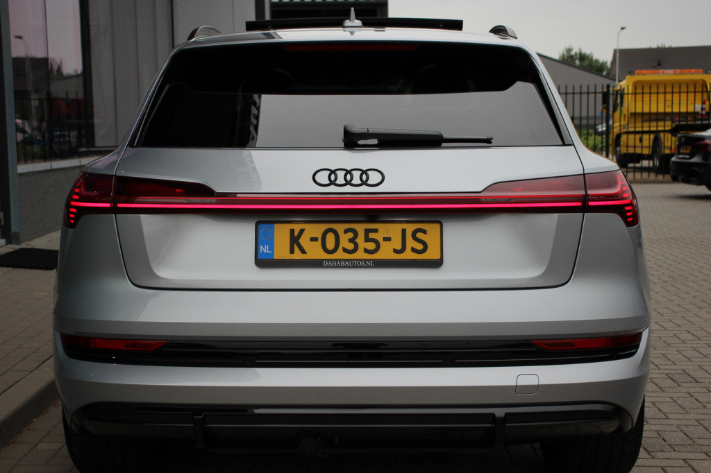 Audi E-tron 50 quattro s edition 71 kwh | s-line | leder | pano. dak | trek