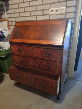 Gratis op te halen: secretaire hout (kastje, bureau)