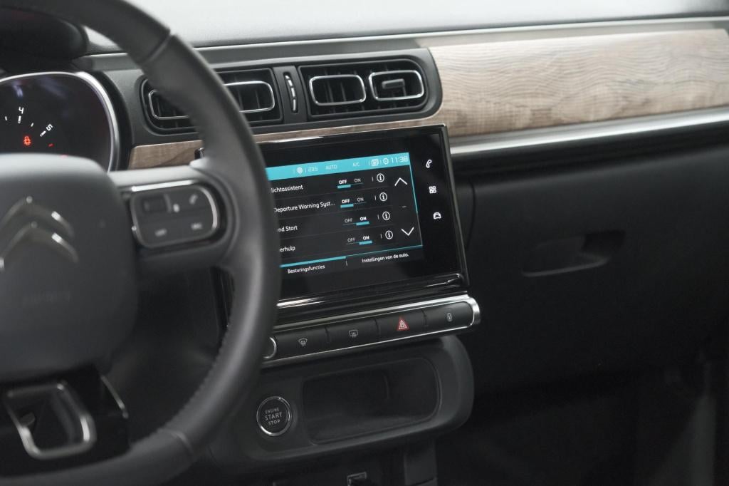 Citroen C3 puretech 82 max | trekhaak | keyless | camera | parkeersensoren 