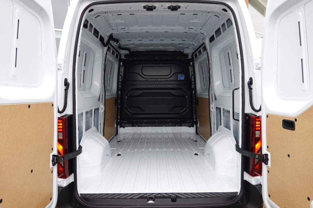 Renault Master t35 2.0 dci 170 l2h2 extra