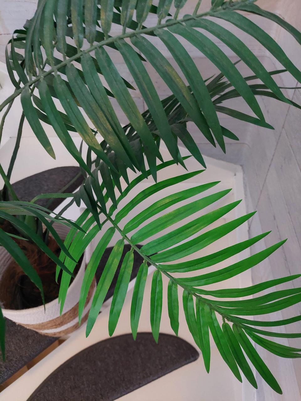 Grote kunstpalm incl. pot,  mooie kwaliteit zgan