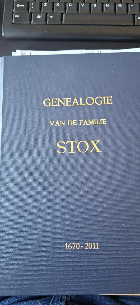 Boek: Genealogie van de familie Stox (1670-2011)