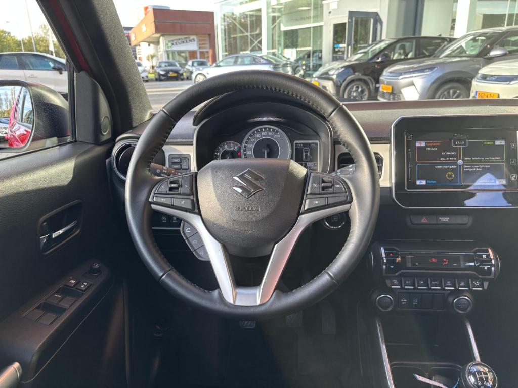 Suzuki Ignis 1.2 smart hybrid style