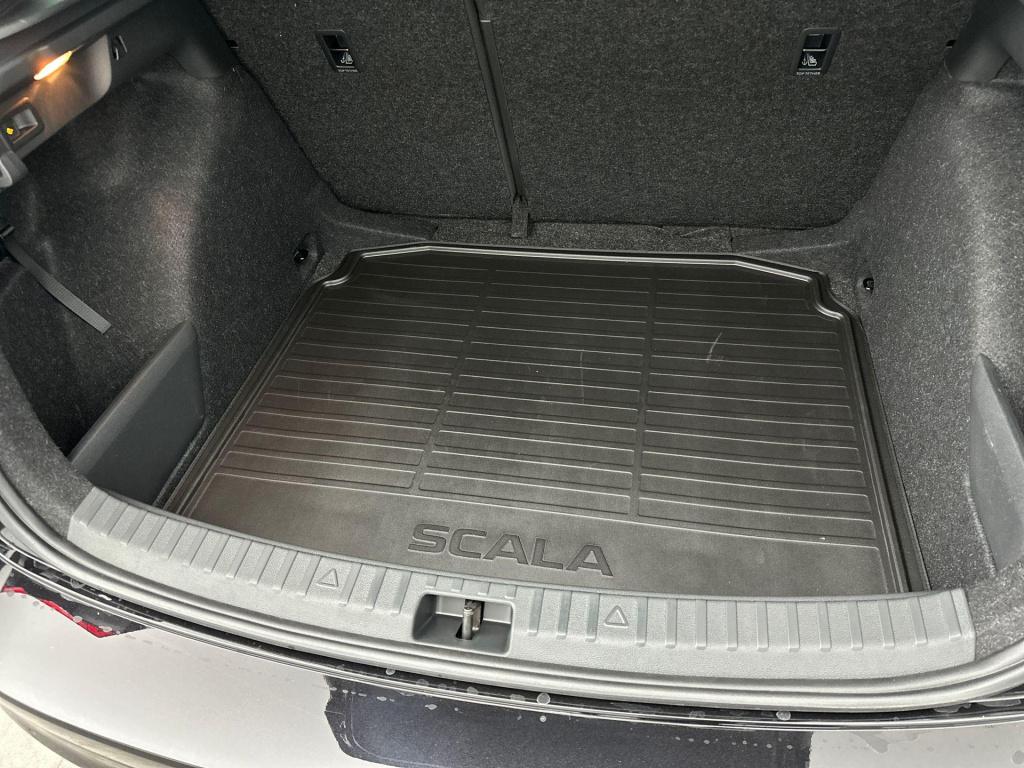 Skoda Scala business edition 1.0 tsi 85 kw / 115 pk hatchback