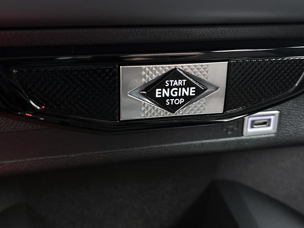 Ds Ds 3 100pk performance line | rijklaar | keyless entry | parkeersensor v