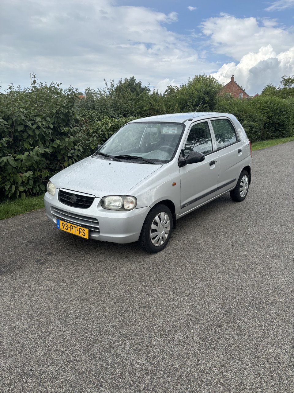 Suzuki alto met een voljaar apk!