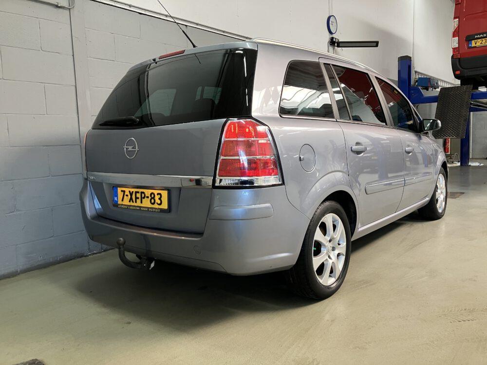 Opel Zafira 1.8 Essentia 7 Persoons