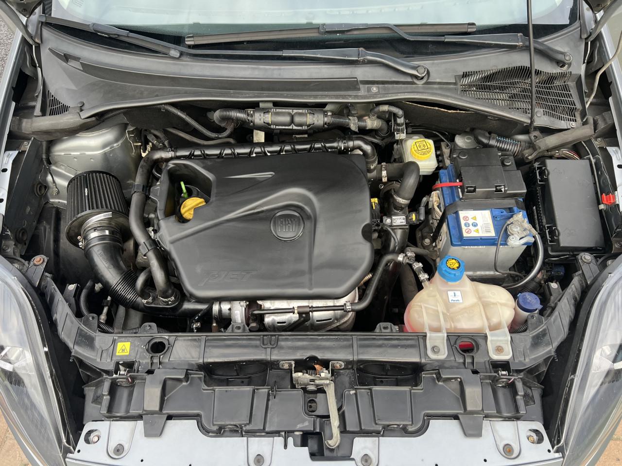 Fiat Grande Punto 1.4 16V T-jet 3DR grijs