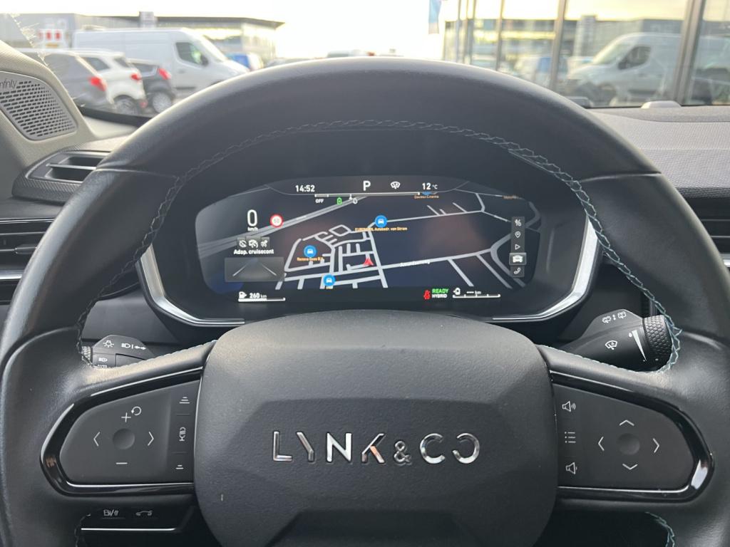 Lynk & Co 01 1.5 261pk plug in hybrid , black edition , pano dak , 360gr ca
