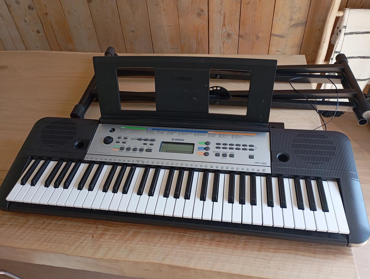 Keyboard Yamaha