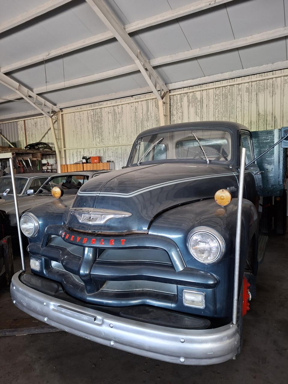 Leger, trucks, Reo, Daf, Dodge, Mercedes, Chevrolet