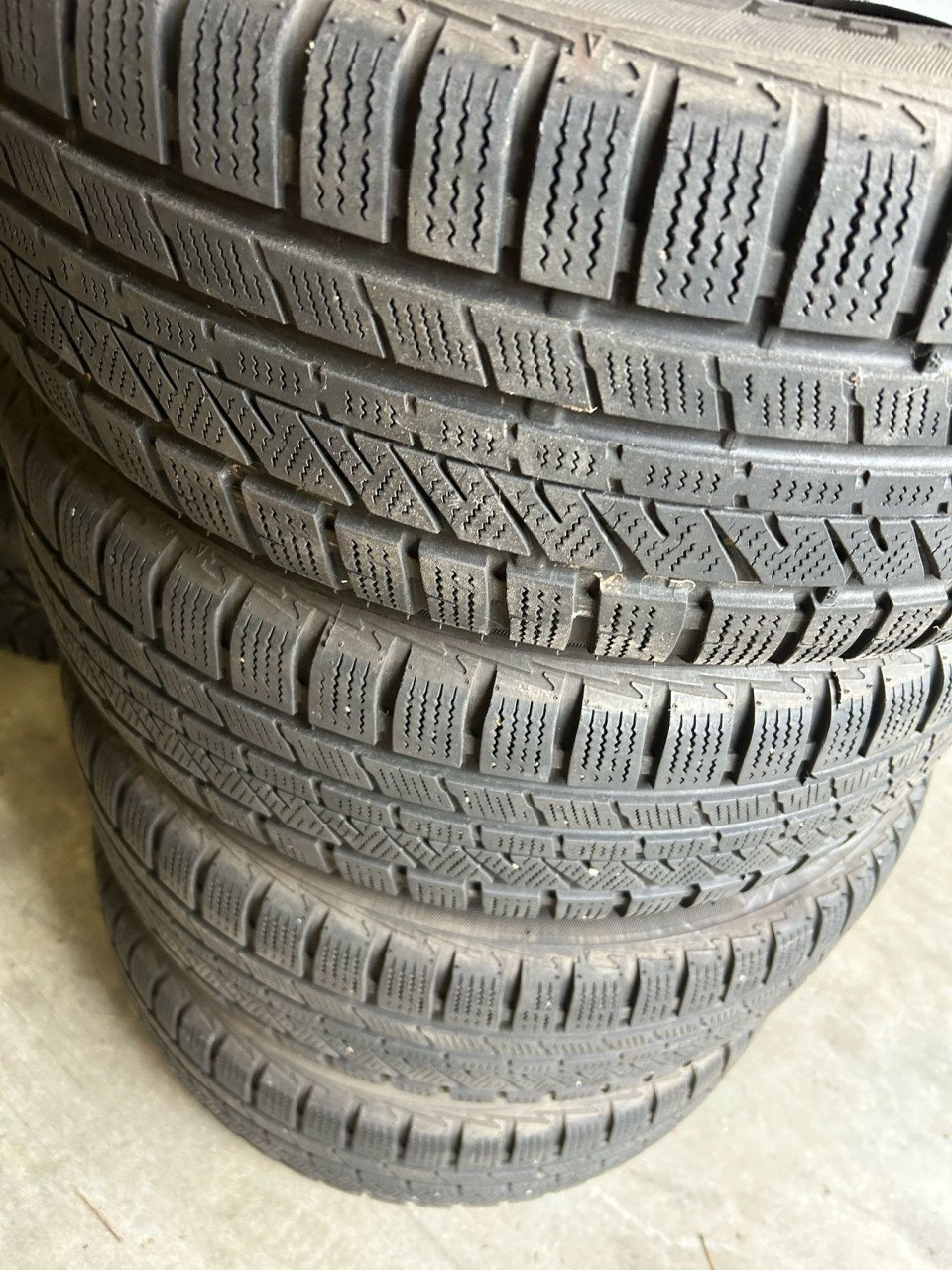 MERCEDES VELGEN - BRIDGESTONE BLIZZAK BANDEN
