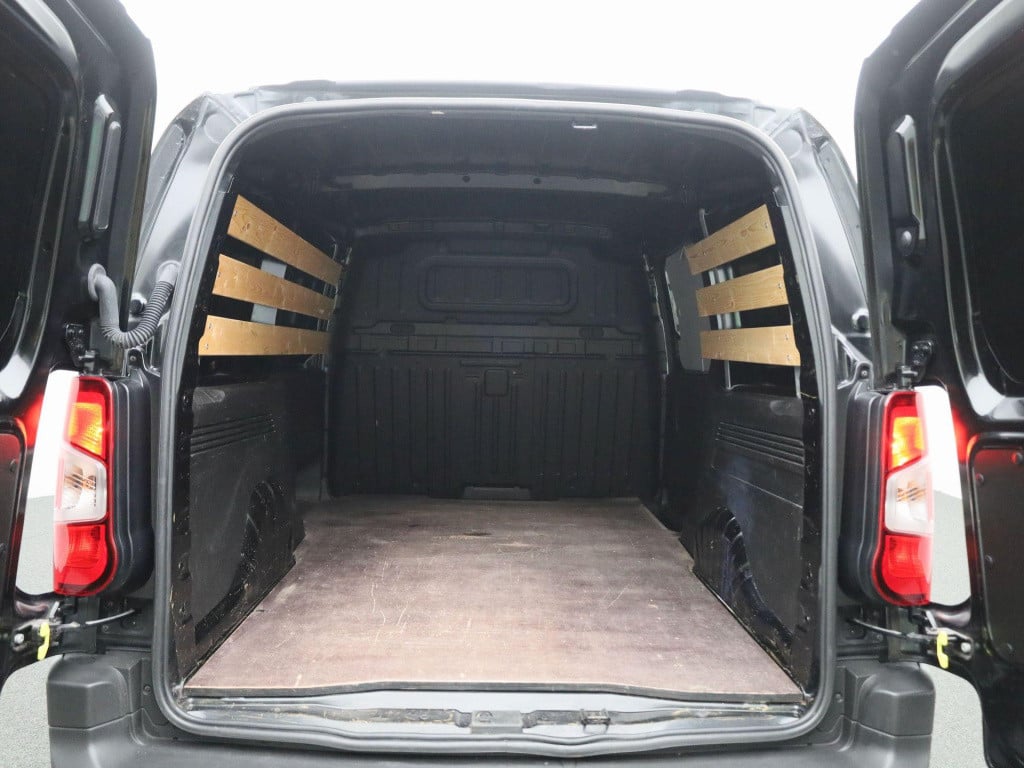 Opel Combo 1.5d l2h1 edition | navigatie | apple carplay/android auto | par