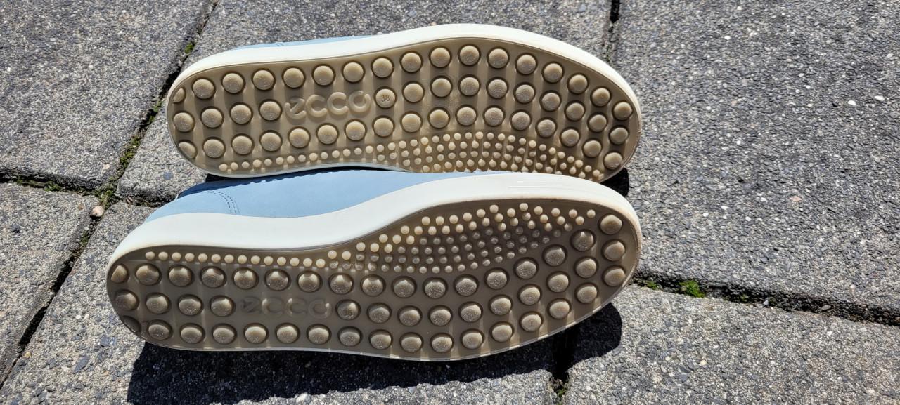 Lichtblauwe Ecco sneakers maat 38
