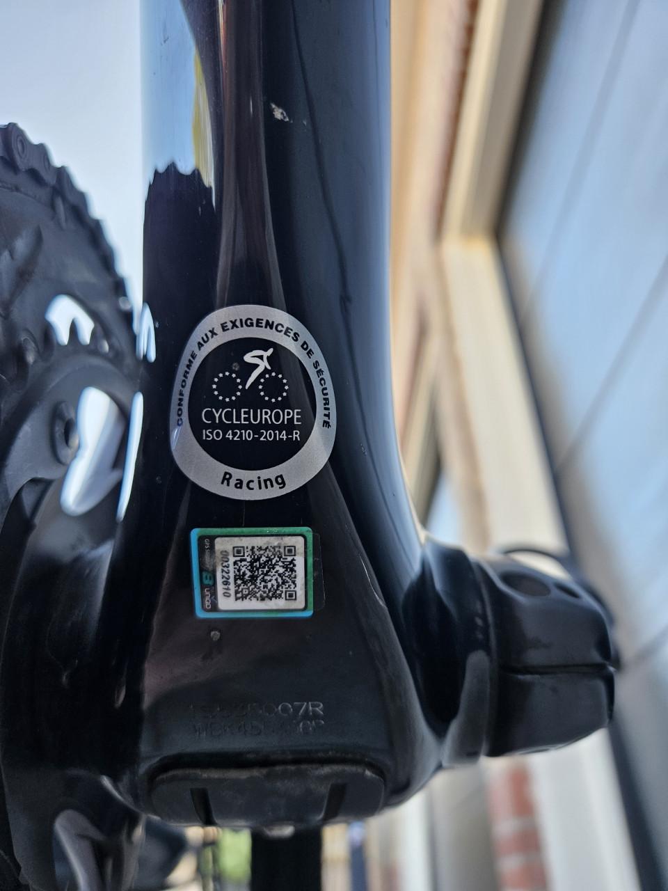 Bianchi Oltre XR4 Disc – Maat 53 – Shimano Ultegra Di2 – Prachtige staat!
