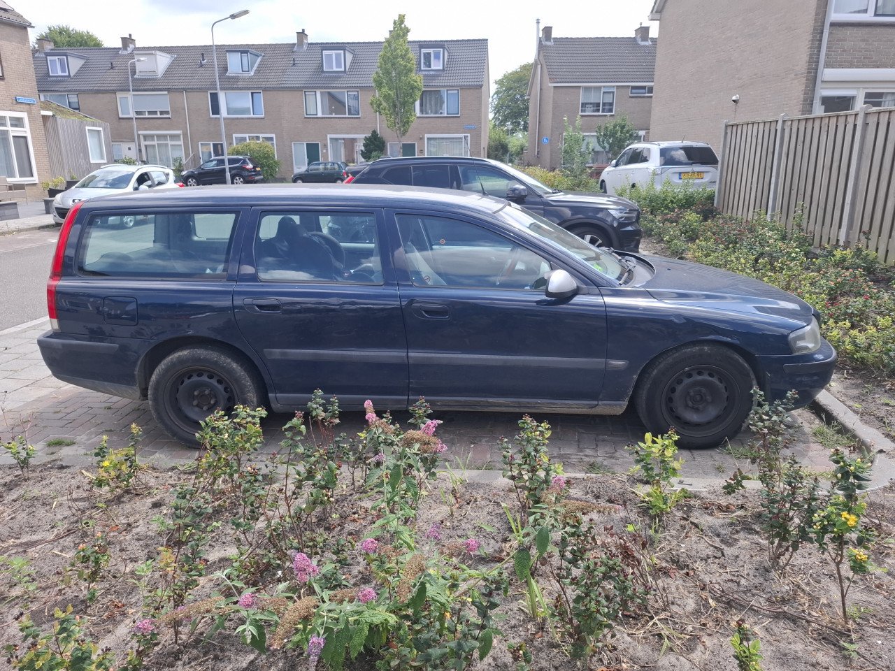 Volvo v70