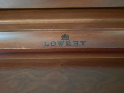 Piano merk LOWREY