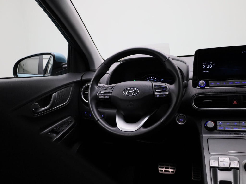 Hyundai Kona ev fashion 64 kwh | automaat | navigatie | heads-up display | 