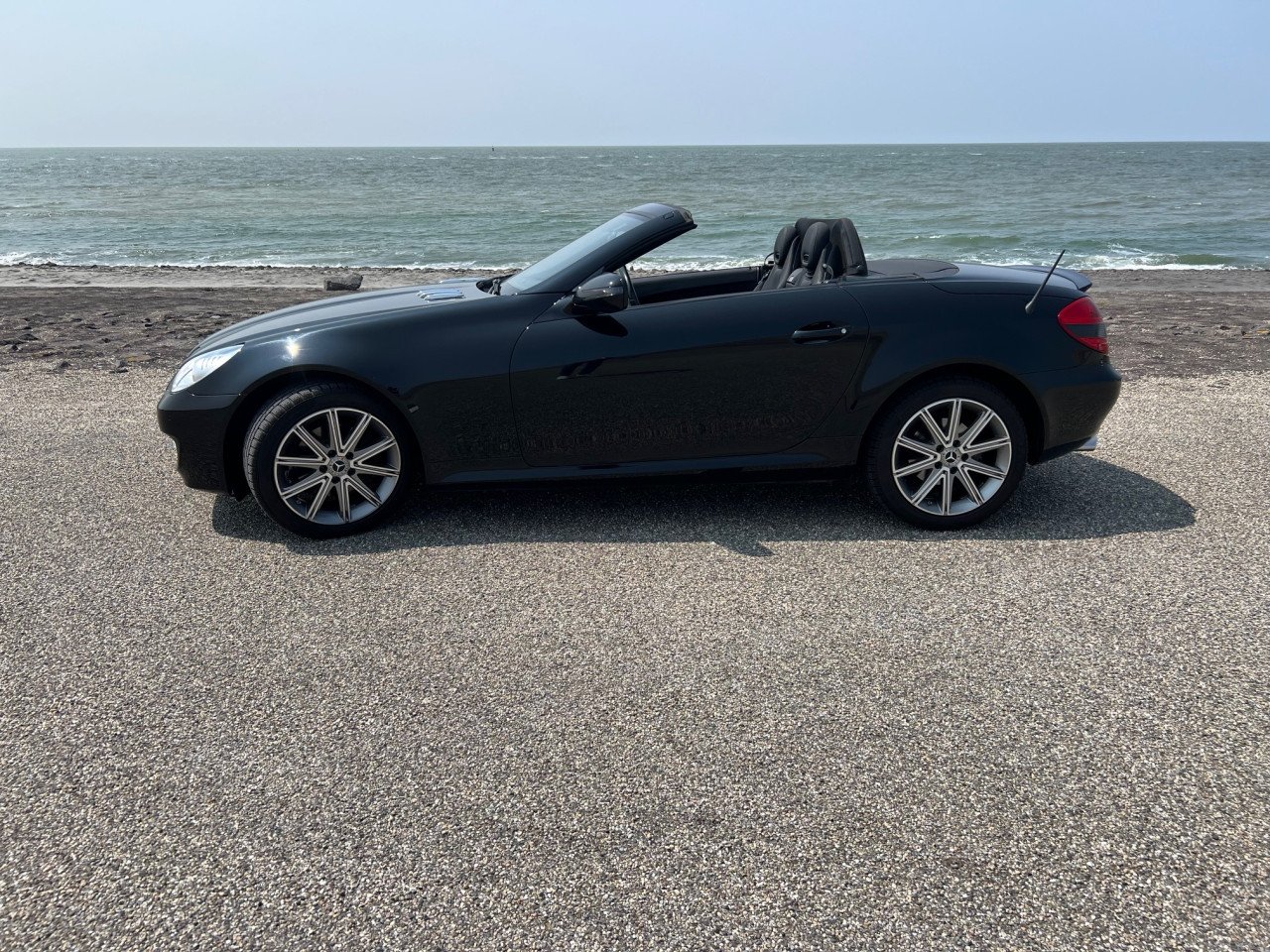 Unieke Mercedes SLK 2.0L uit 2009 met slechts 64.000 km, aantoonbaar!!