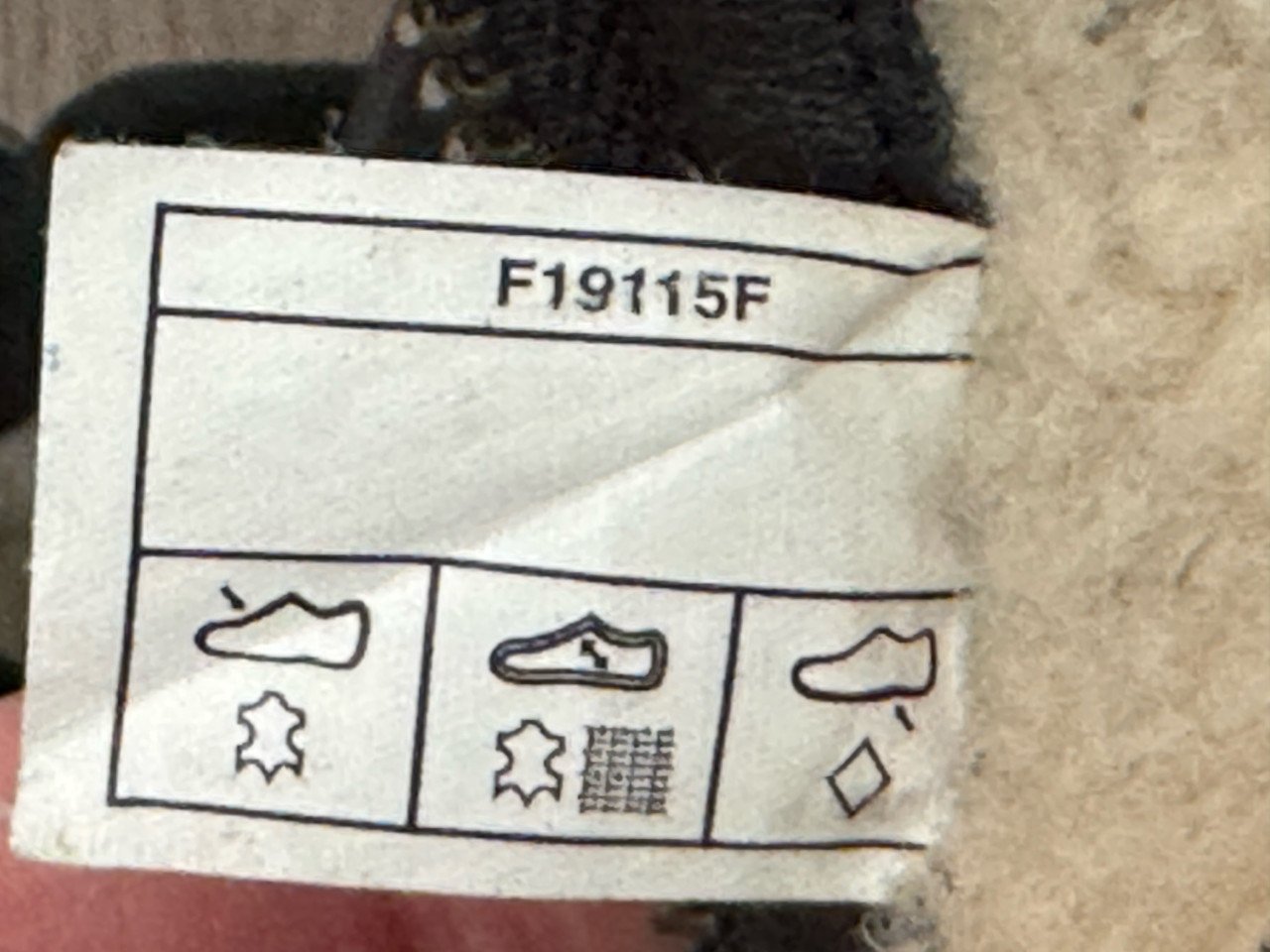 Zwarte, warme suède vachtlaarzen van UGG in maat 42