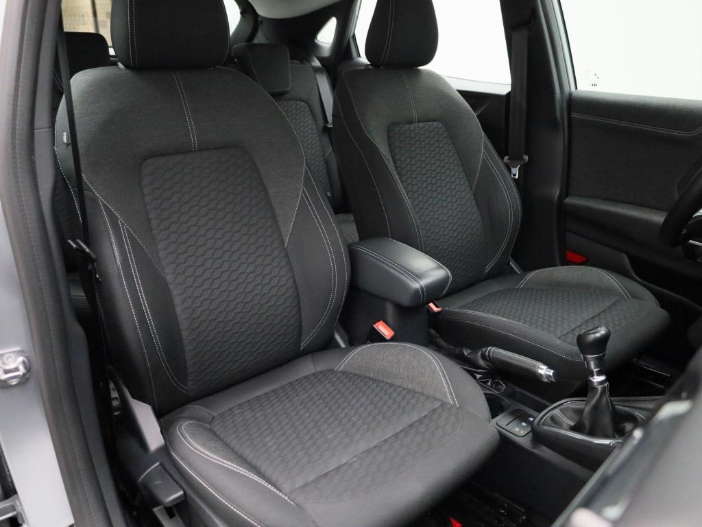 Ford Puma 1.0 ecoboost hybrid titanium | navigatie | stoel/stuur verwarming