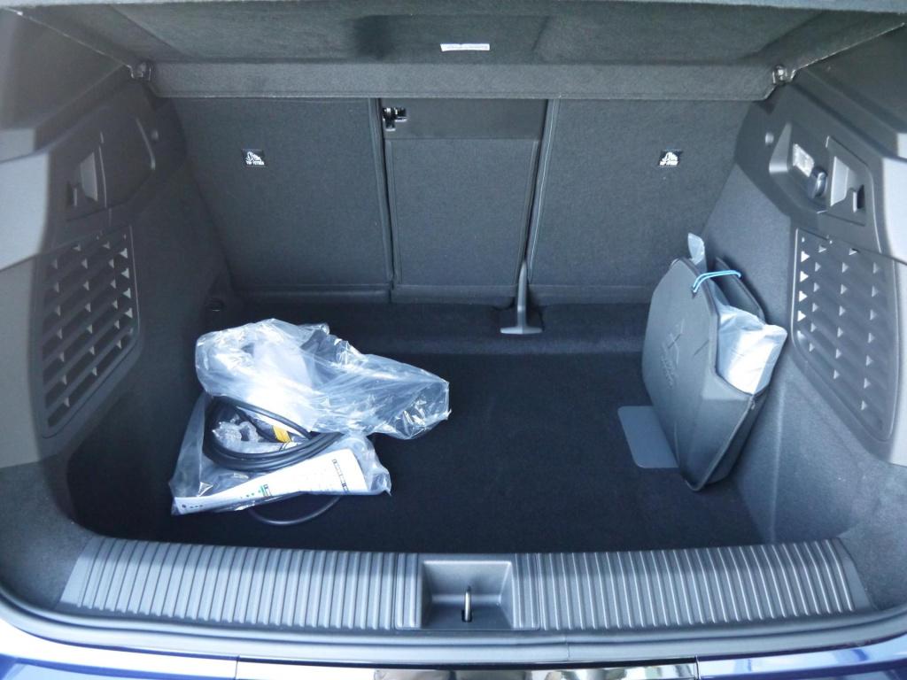 Mitsubishi Eclipse Cross intense 87 kwh 100% ev 620 km range