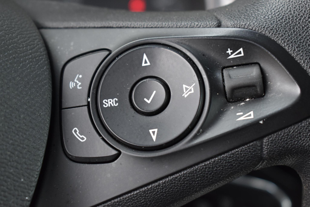 Opel Corsa 1.2 edition 75pk | airco | parkeersensoren | lichtmetalen velgen