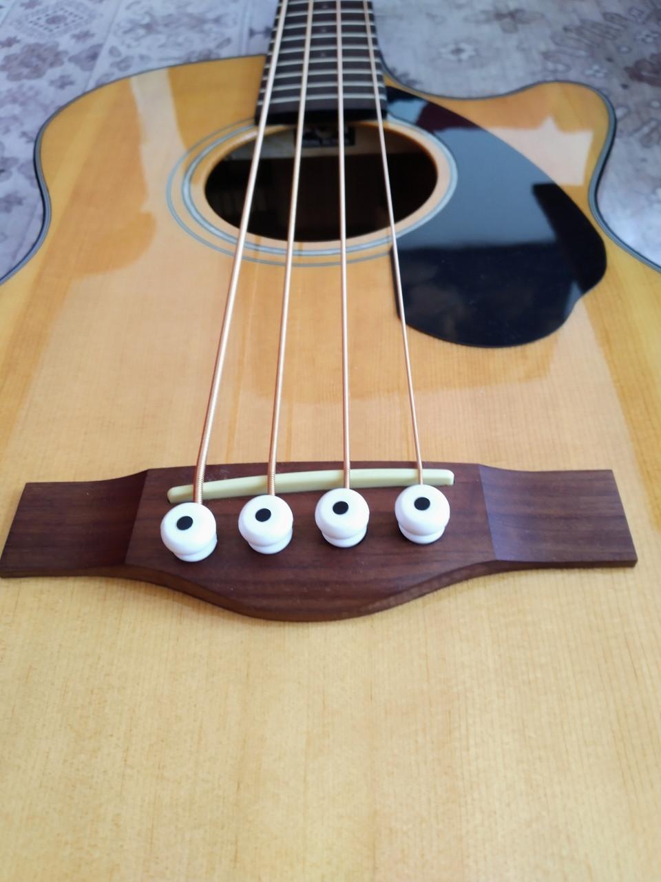 Fender CB-60SCE semi-acoustische basgitaar z.g.a.n. 175 euro!