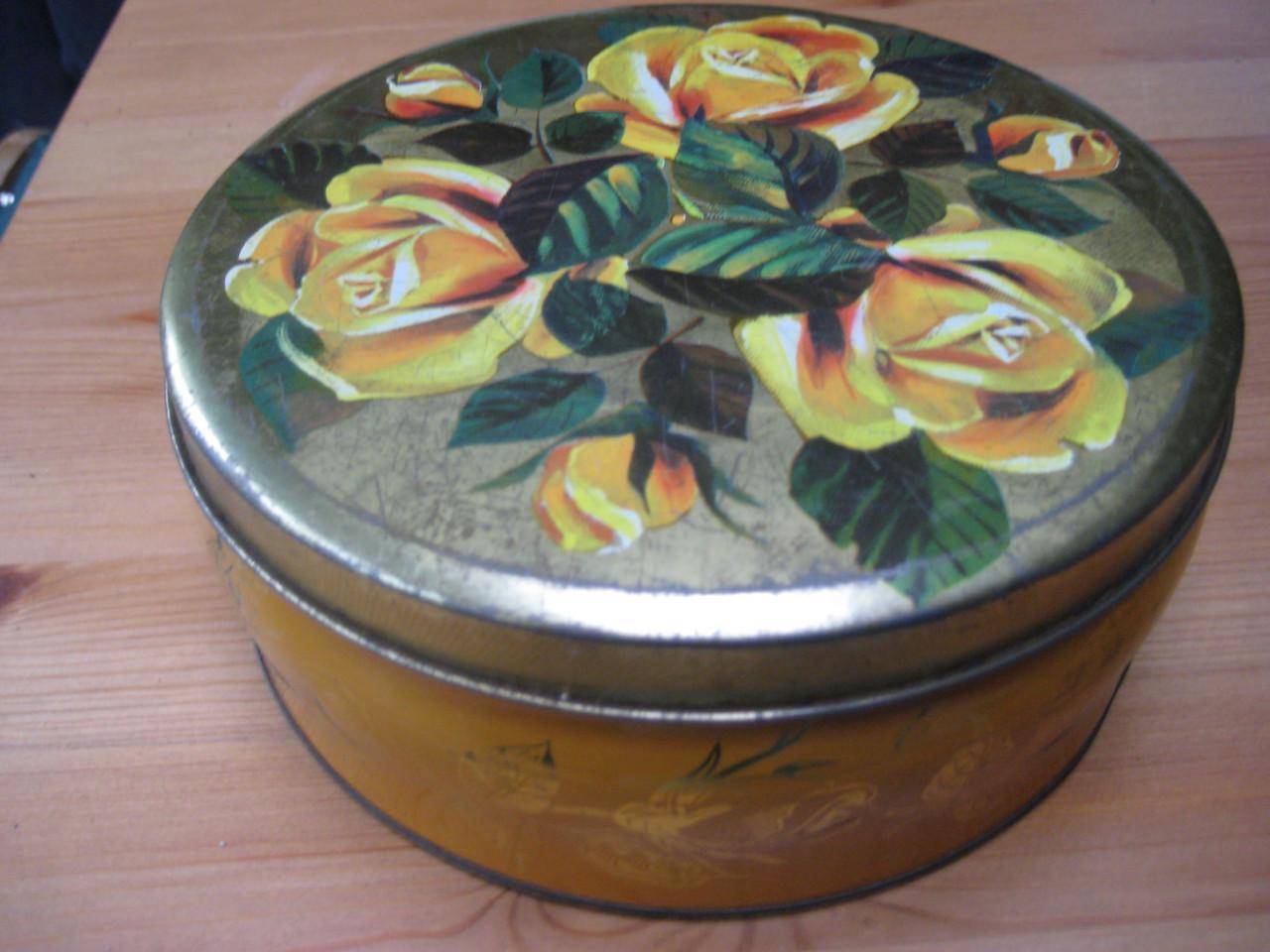 Verschillende trommeltjes in een koop,    doos 7