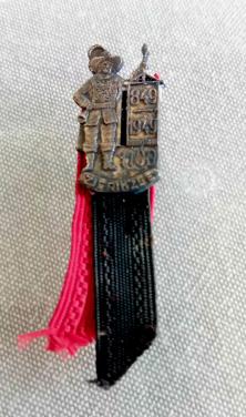 Zierikzee 1100 jaar stad 849 / 1949 broche