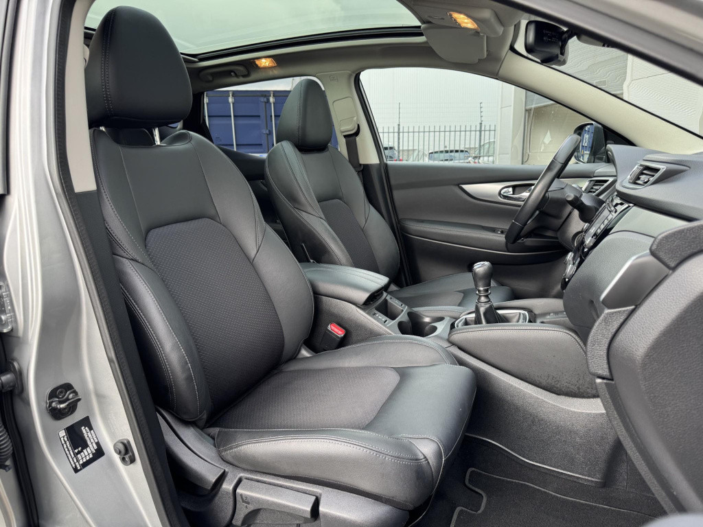 Nissan Qashqai 1.2 tekna | trekhaak | panoramadak | navigatie | 360° camera