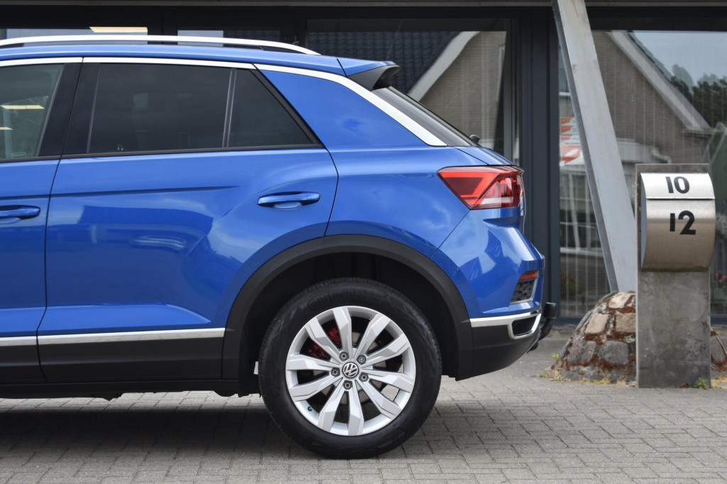 Volkswagen T-roc 1.0 tsi sport | virtual cockpit | trekhaak | camera | nap 