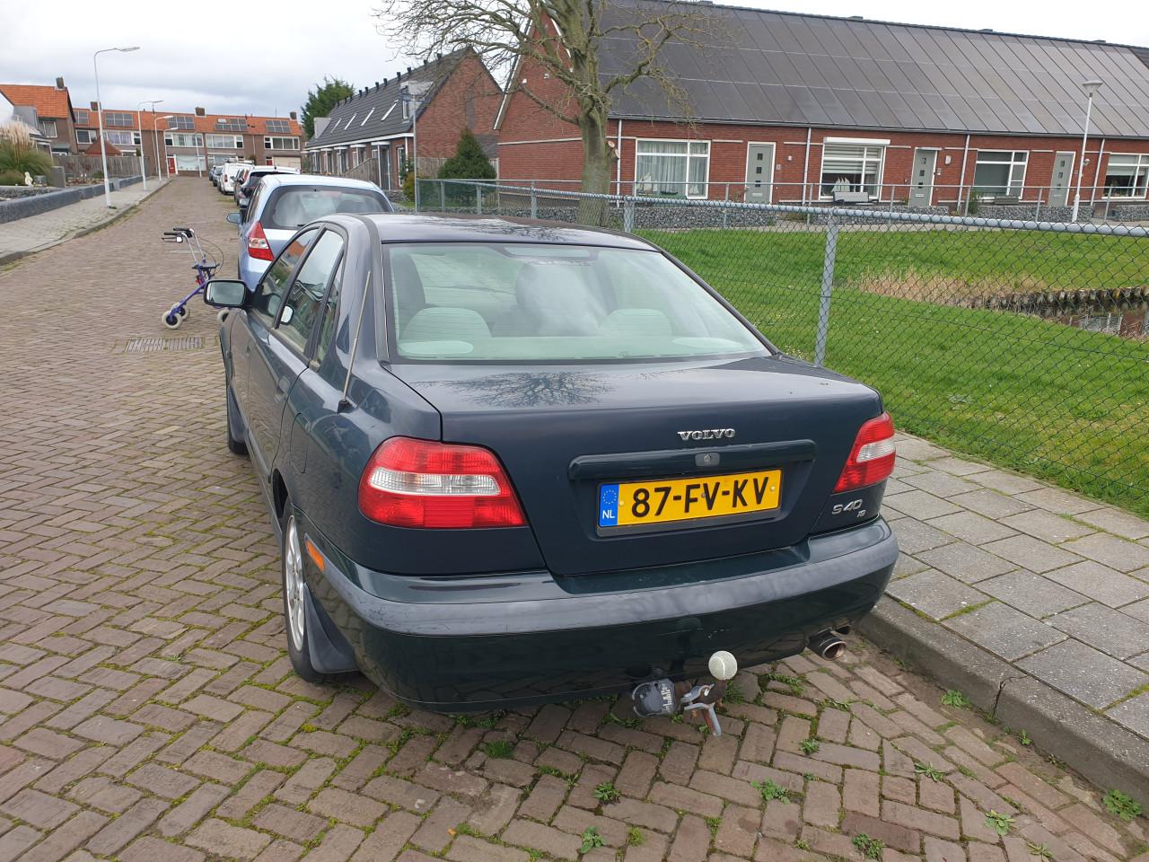 Volvo S40