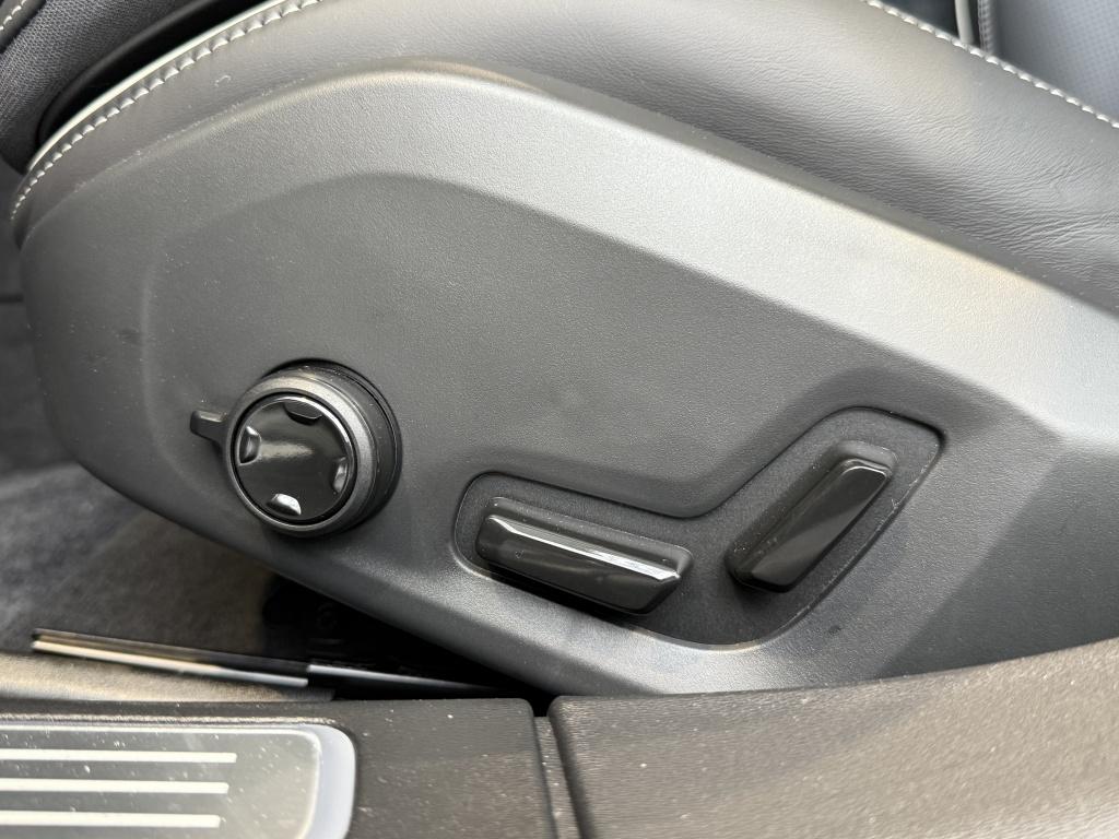 Volvo V90 t6 398pk recharge ultra dark| full options !newprijs €82.635,-