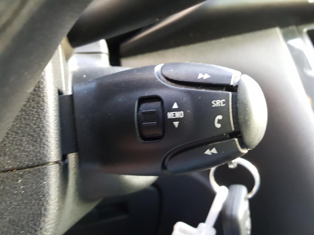 Peugeot 3008 style 1.2pt-130pk trekhaak | navigatie | cruise & climate cont