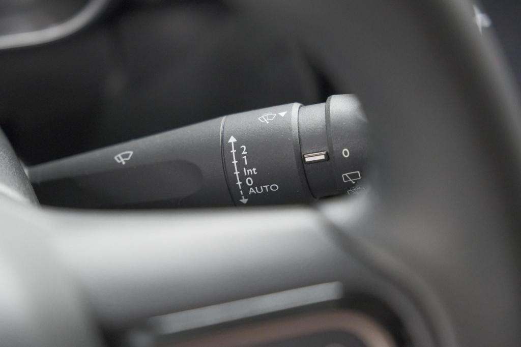 Citroen C3 puretech 110 shine | camera | navigatie | apple carplay