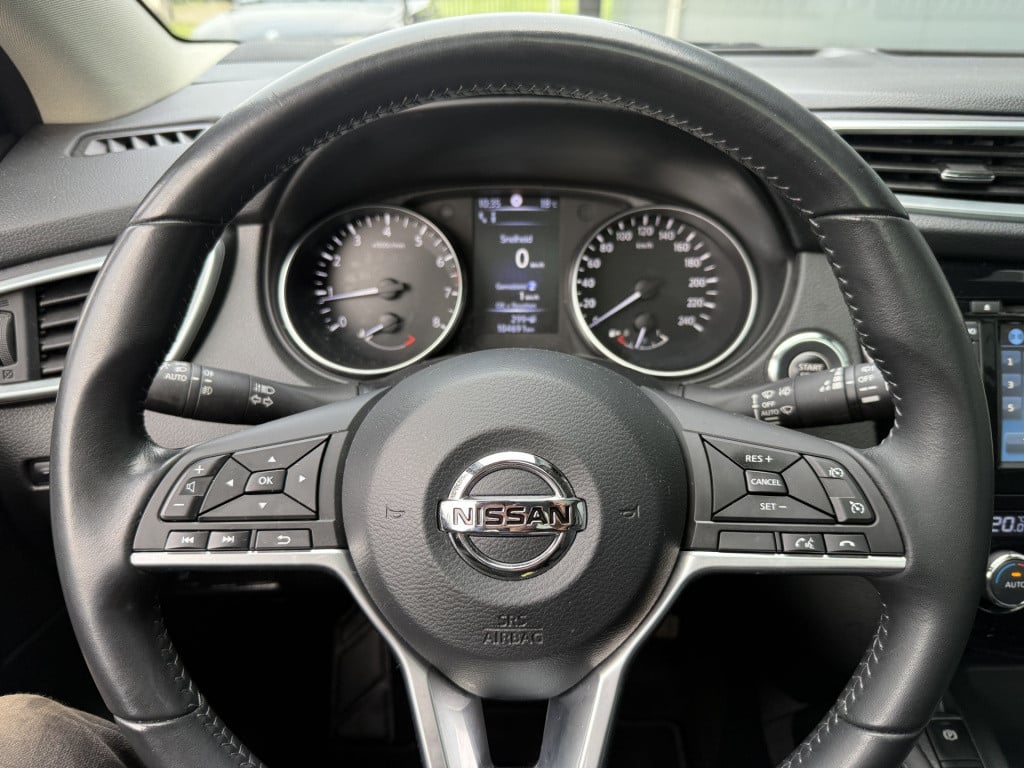 Nissan Qashqai 1.2 tekna pakket 5-drs