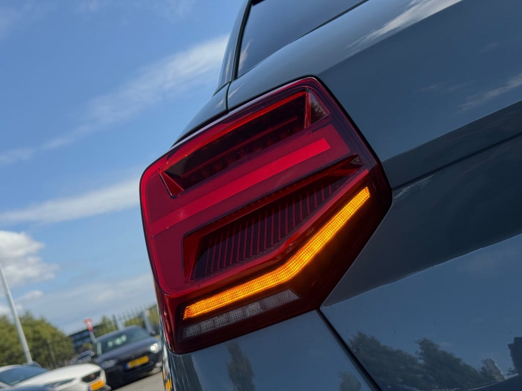 Audi Q2 30 tfsi sport * virtual cockpit * stoelverwarming * trekhaak