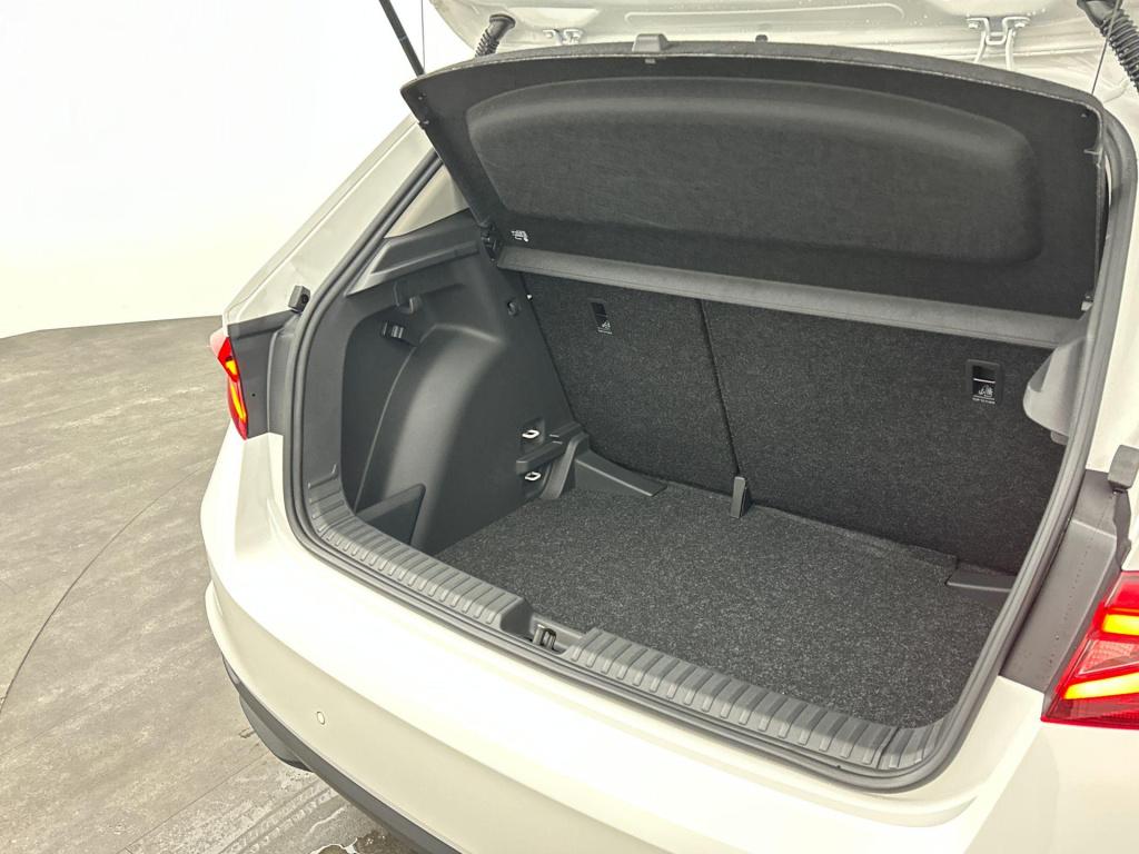 Skoda Fabia business edition 1.0 tsi 85 kw / 115 pk hatchback
