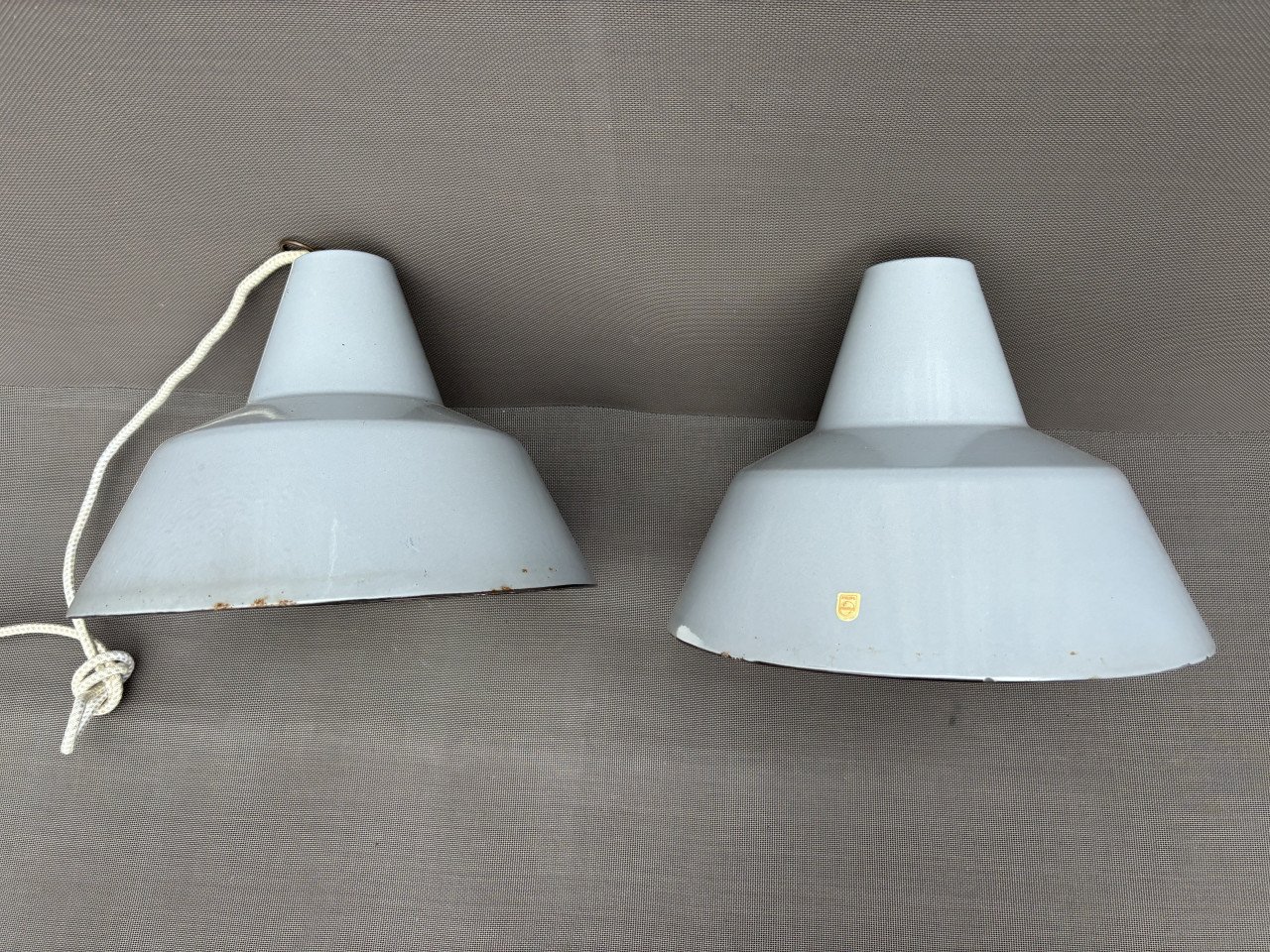 Phillips emaille lampenkappen jaren ‘60