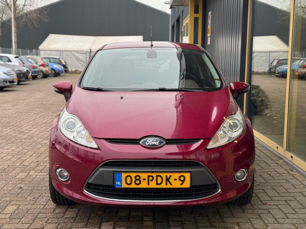 Ford Fiesta 1.6 titanium | apk: 14-01-2027 | inruiler