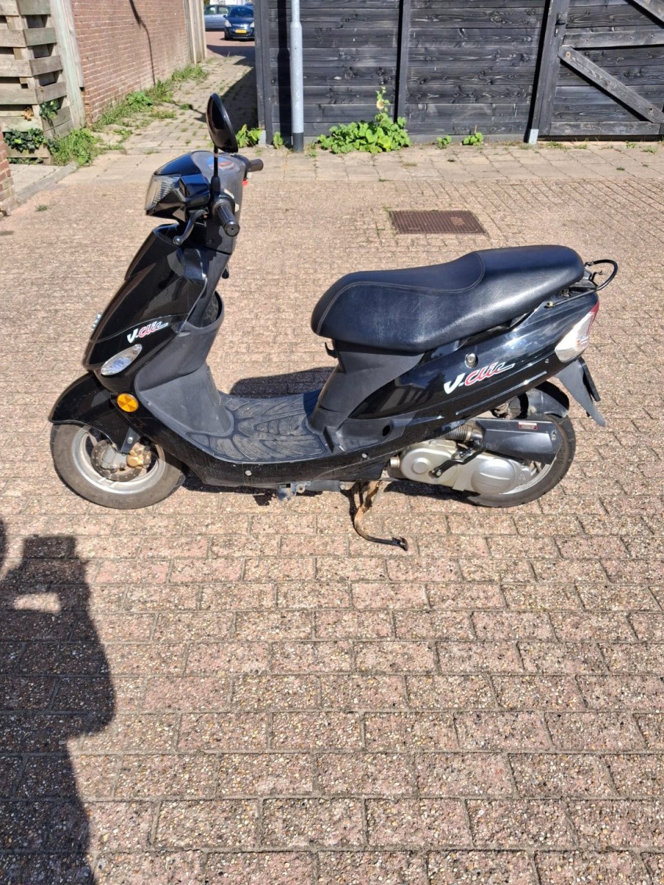 Scooter Peugeot V clic