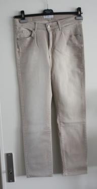 Zandkleurige broek maat 38