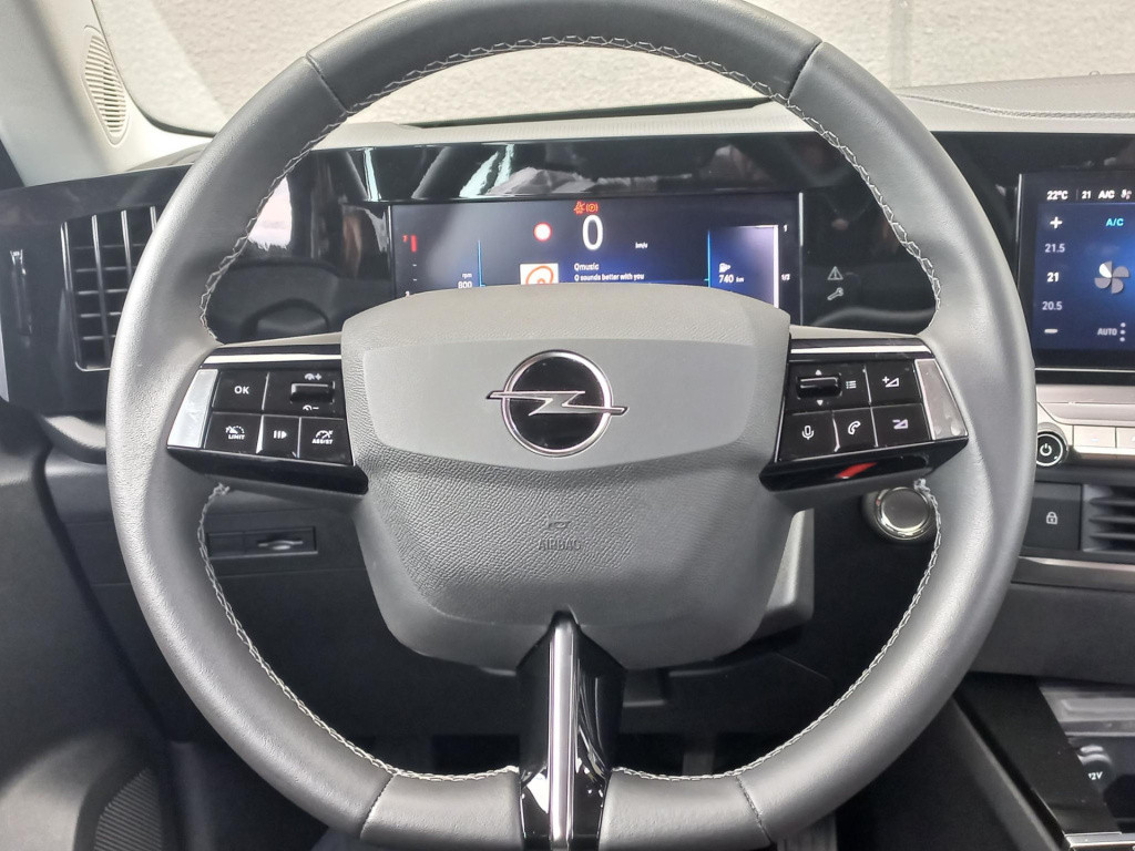 Opel Astra 1.2 edition 110pk | navi | climate | pdc | lmv |